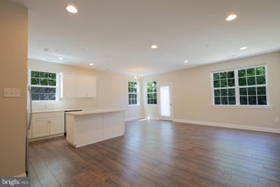 /international/us/323-w-hamlin-avenue-telford-pa-110101197505/