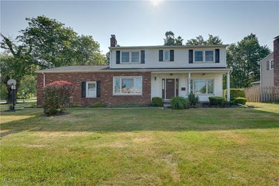 /international/us/4939-shankland-road-willoughby-oh-110101062778/