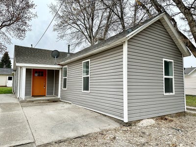 /international/us/282-e-vine-st-tooele-ut-110108398189/
