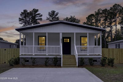 /international/us/1021-pine-ridge-court-castle-hayne-nc-110106250168/
