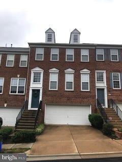 /international/us/12579-scenic-ridge-trail-fairfax-va-110108549181/