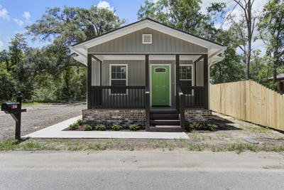 /international/us/227-grace-street-walterboro-sc-110100303954/