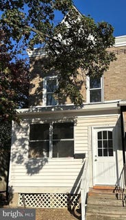 /international/us/132-e-18th-street-chester-pa-110098571138/