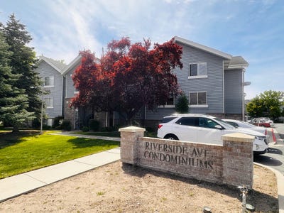 /international/us/1559-n-riverside-ave-provo-ut-110107663373/
