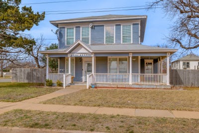 /international/us/720-w-pecan-street-coleman-tx-110105084968/