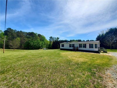 /international/us/2022-turkey-ford-road-mount-airy-nc-110107992593/