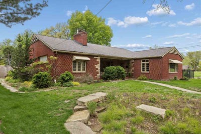 /international/us/425-beldon-ave-iowacity-ia-110107193162/