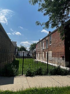 /international/us/2909-w-25th-street-chicago-il-110102019468/