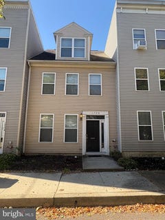 /international/us/1726-logan-street-harrisburg-pa-110120670945/
