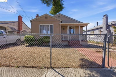 /international/us/1100-101st-ave-oakland-ca-110108656510/