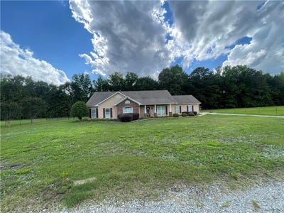/international/us/12-diamond-road-opelika-al-110100862883/