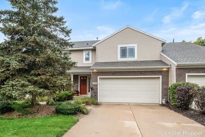 /international/us/7575-sierrafield-drive-sw-byron-center-mi-110110215004/