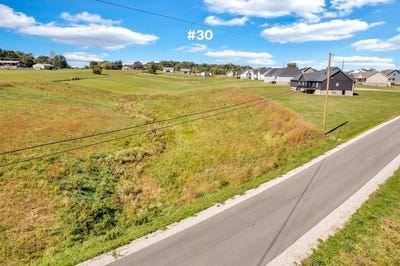 /international/us/2694-whispering-oak-ln-cookeville-tn-110095184577/