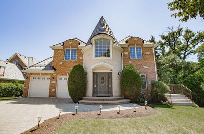 /international/us/874-writer-court-vernon-hills-il-110119797462/