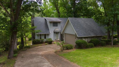 /international/us/2411-goff-dr-batesville-ar-110108820965/
