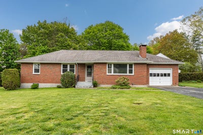 /international/us/38-irvingdell-place-east-lyme-ct-110108095360/