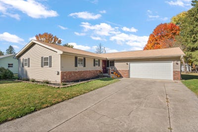 /international/us/912-e-stewart-drive-rensselaer-in-110098564657/