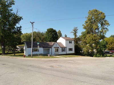 /international/us/215-n-oak-street-paoli-in-110110030219/