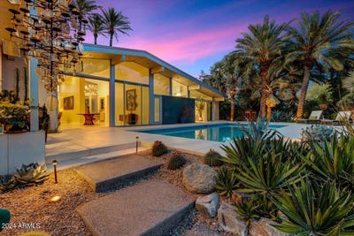 /international/us/8517-n-48th-place-paradise-valley-az-110091980465/
