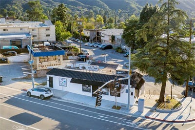/international/us/7798-foothill-tujunga-ca-110105927580/