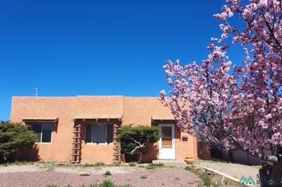 /international/us/305-e-logan-street-gallup-nm-110107078118/