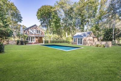 /international/us/14-maunakea-street-sag-harbor-ny-110095960150/
