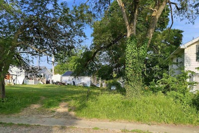 /international/us/2405-cass-street-fort-wayne-in-110103545771/