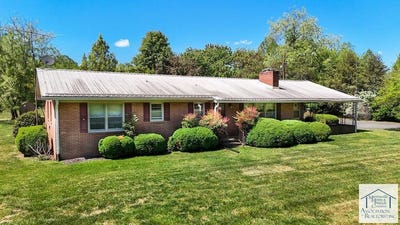 /international/us/11830-ararat-hwy-claudville-va-110107396955/