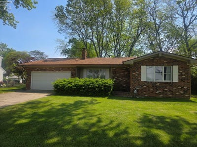 /international/us/1111-grant-street-port-clinton-oh-110106581302/