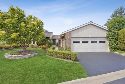 /international/us/98-briarwood-circle-oak-brook-il-110108479570/