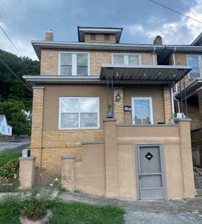 /international/us/42-6th-williamson-wv-110100869034/