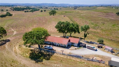 /international/us/1975-hidden-acre-ln-paso-robles-ca-110098961001/