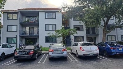 /international/us/9088-w-atlantic-boulevard-coral-springs-fl-110110272869/
