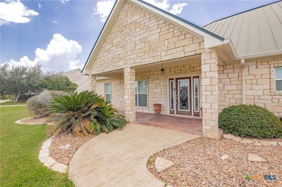 /international/us/240-stone-meadow-victoria-tx-110101341017/