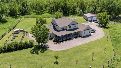 /international/us/704-90-road-fort-laramie-wy-110108938064/