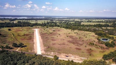 /international/us/tbd-lcr-822-groesbeck-tx-110120456155/