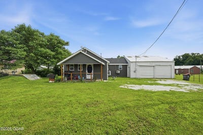 /international/us/222-w-splitlog-street-goodman-mo-110108947055/