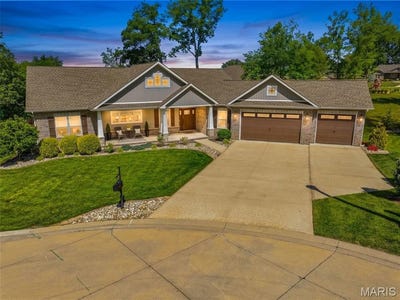 /international/us/120-independence-drive-highland-il-110108172723/
