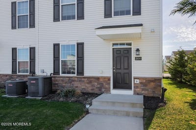 /international/us/300-virtue-road-brick-nj-110107397823/