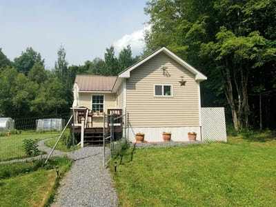 /international/us/335-south-albany-road-albany-vt-110101253264/?lang=en