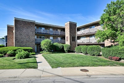 /international/us/600-s-york-street-elmhurst-il-110108448311/