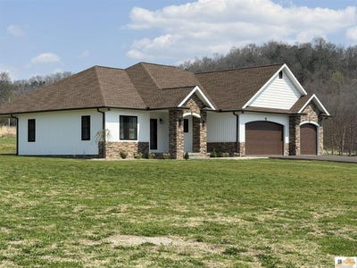 /international/us/55-candem-court-burkesville-ky-110106842803/