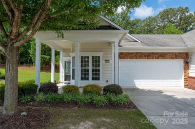 /international/us/9009-smokey-hill-lane-fort-mill-sc-110101029003/