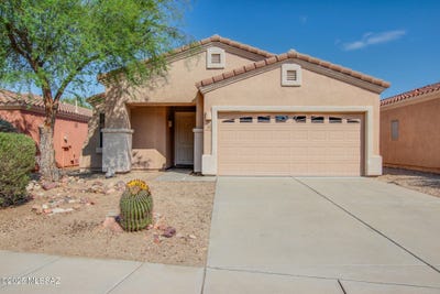 /international/us/2221-e-stone-stable-drive-tucson-az-110100998153/