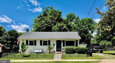 /international/us/311-s-buckmarsh-street-berryville-va-110108958849/