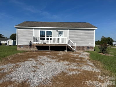 /international/us/100-amber-court-whitakers-nc-110105834242/