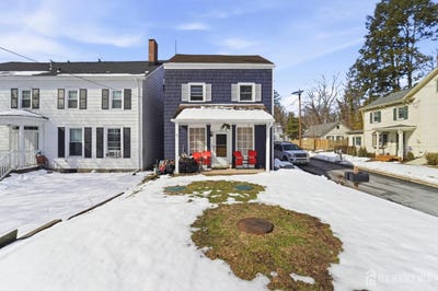 /international/us/206-ann-street-hillsborough-nj-110106617365/