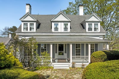/international/us/36-pleasant-street-damariscotta-me-110108399023/