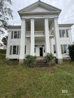 /international/us/county-road-21-orrville-al-110120423587/