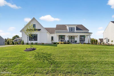 /international/us/6-sterling-ridge-loudonville-ny-110107964005/